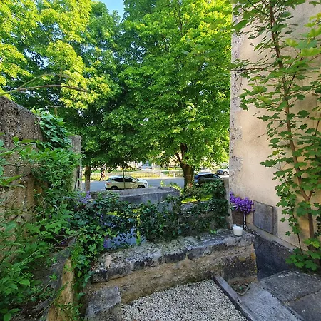 T2 Duplex Avec Terrasse Au Bord Du Clain Appartamento Poitiers