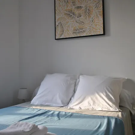 Apartamento T2 Duplex Avec Terrasse Au Bord Du Clain