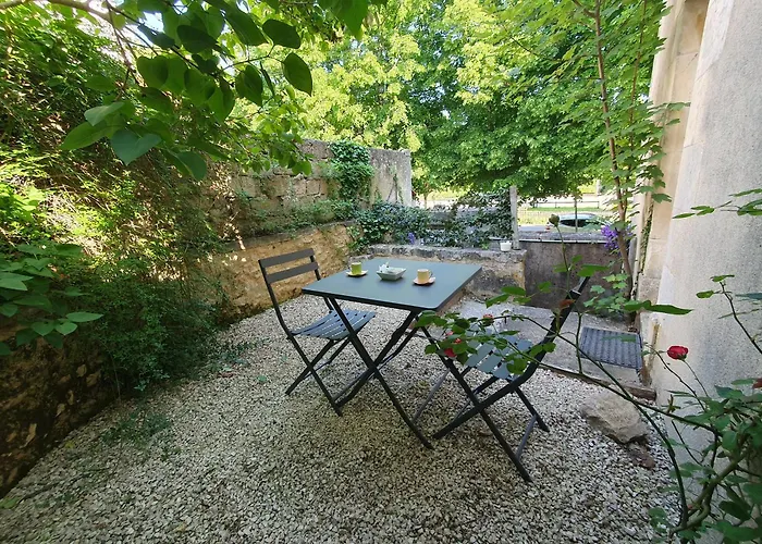 Apartmán T2 Duplex Avec Terrasse Au Bord Du Clain