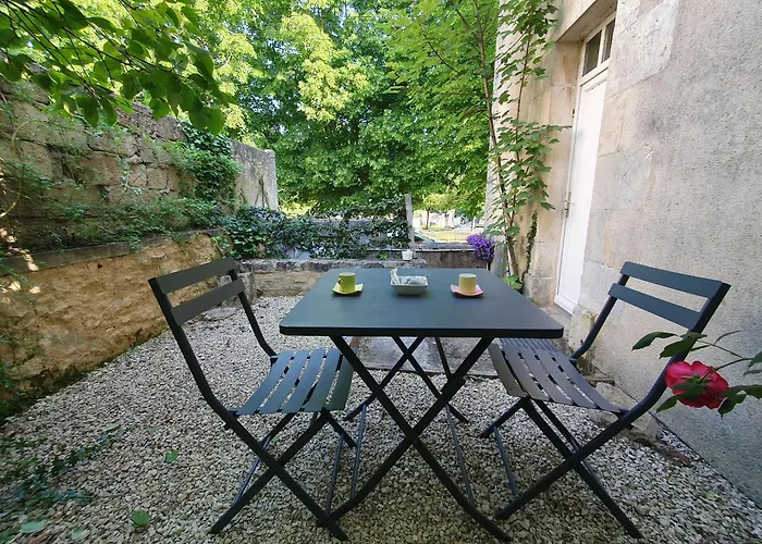 T2 Duplex Avec Terrasse Au Bord Du Clain Apartmán Poitiers